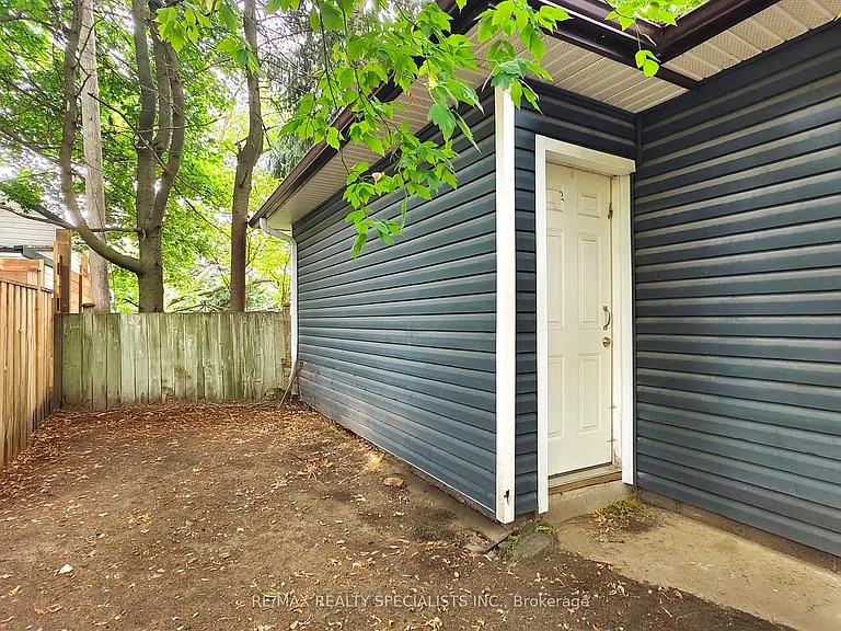 18 Mary St — Photo 32