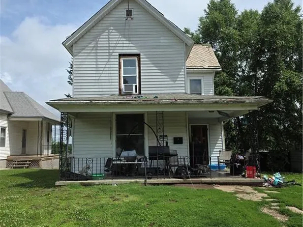 2937 Seneca St, Saint Joseph, MO 64507