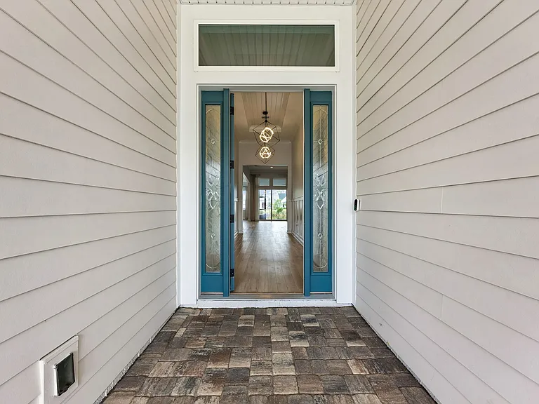 351 Sawgrass Dr — Photo 6