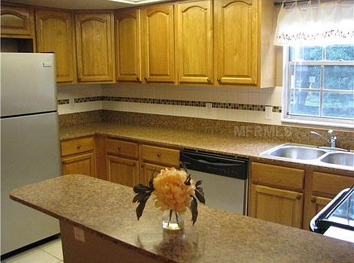 4th image of 14438 Reuter Strasse Cir #807