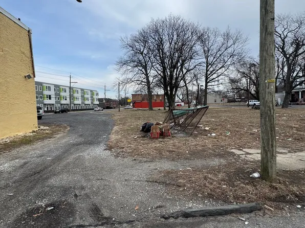 1916 S 9th St, Camden, NJ 08104