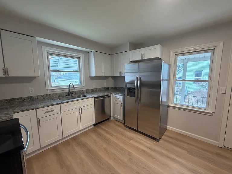 139 Gallup St — Photo 24