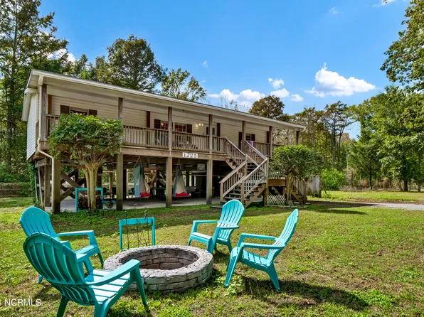 1225 S Holly Shelter Estates Road, Rocky Point, NC 28457