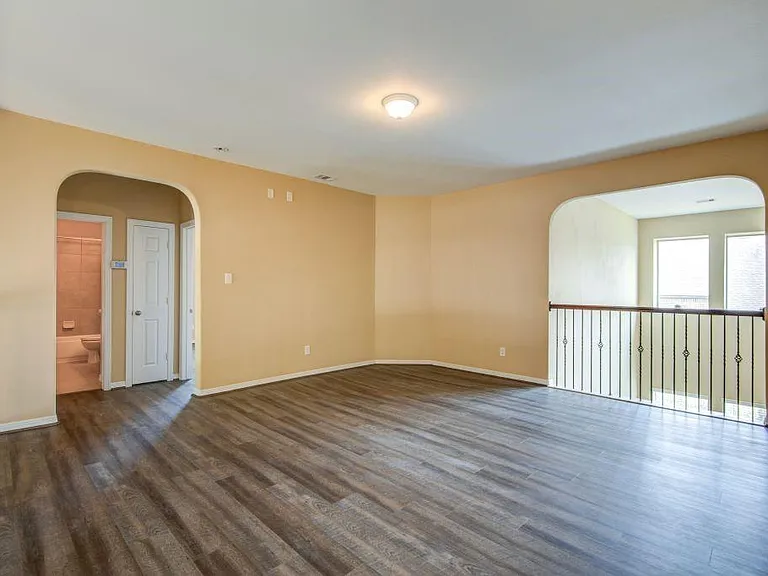 4411 Enchanted Spring Ct — Photo 17