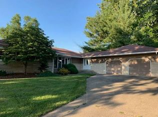 10706 Cypress Blvd, Lawrenceville, IL 62439