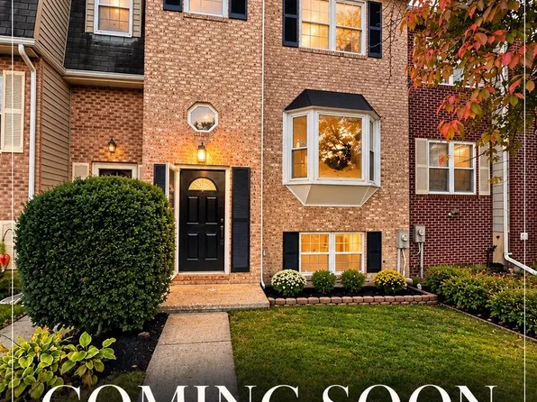 2459 Vineyard Ln, Crofton, MD 21114