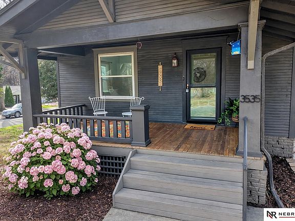 2nd image of 3535 Woodbine Ave