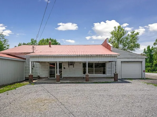 8627 Antioch Rd, Smithville, TN 37166