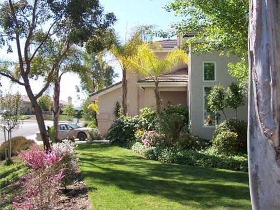 5th image of 23323 Holly Dr
