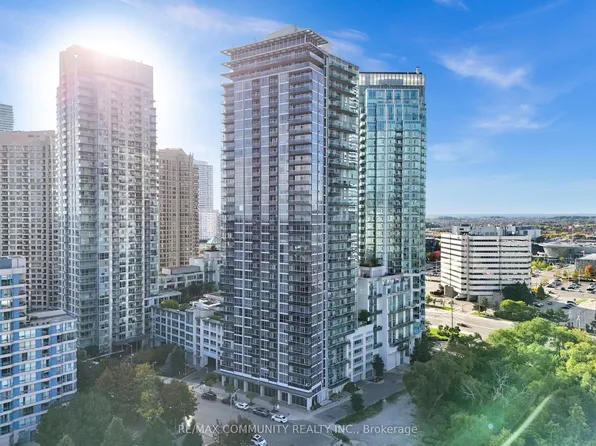 223 Webb Dr #2901, Mississauga, ON L5B 0E8