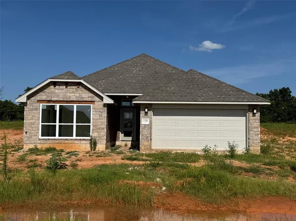 1306 Lighthorsemen Way, Choctaw, OK 73020
