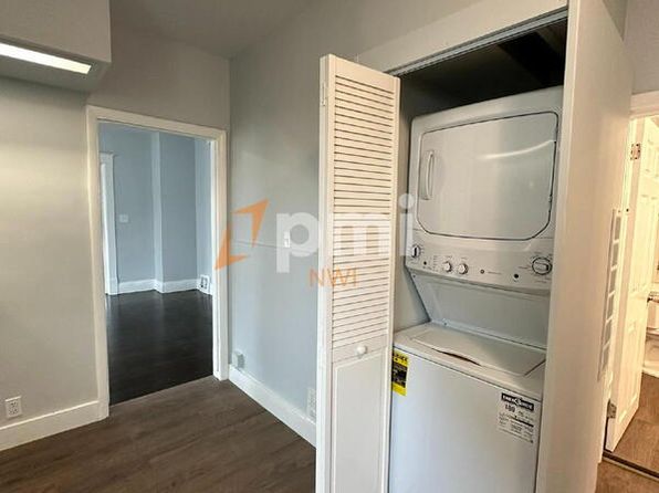 416 E 9th St #1, Michigan City, IN 46360
