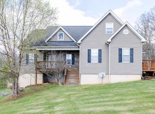 148 Turkey Knob Rd, Quicksburg, VA 22847