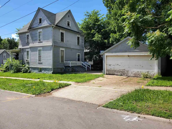 946 North Ave, Rockford, IL 61103