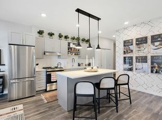 1850 Green Bay Rd #324, Highland Park, IL 60035