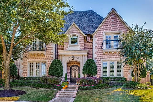 1st image of 5803 Shady Oaks Dr