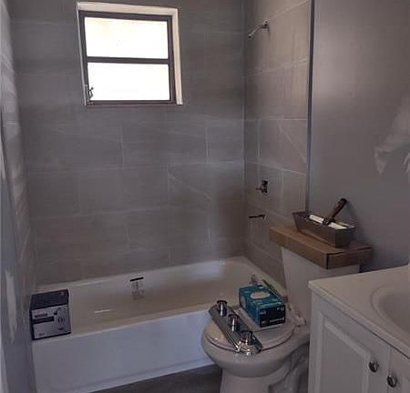5th image of 4071 N Dixie Hwy APT 30