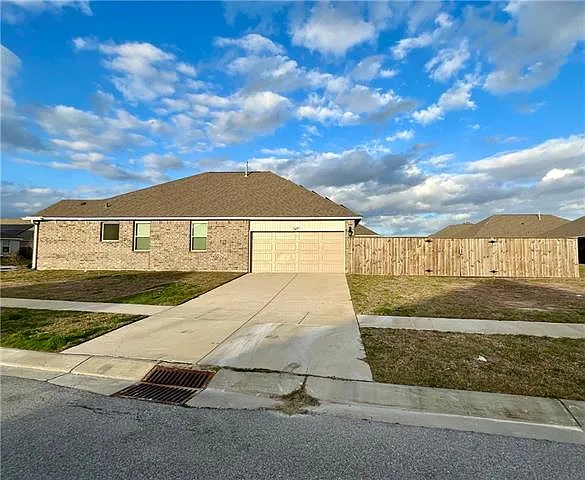 7535 1st Lake Dr — Photo 2