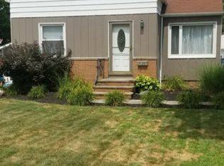 31301 Wellner Rd, Eastlake, OH 44095