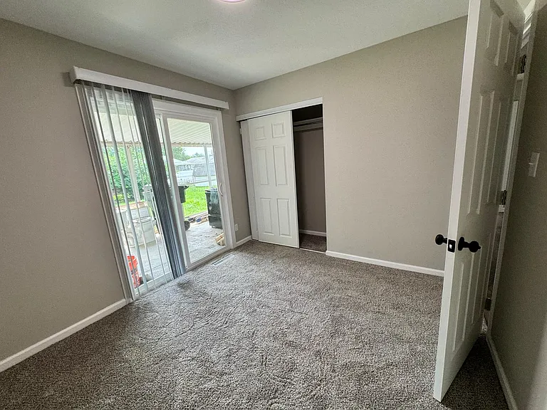 3102 Huntington Dr — Photo 10