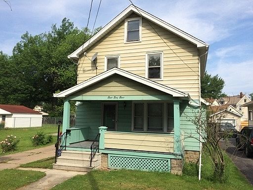 1st image of 868 West River St N