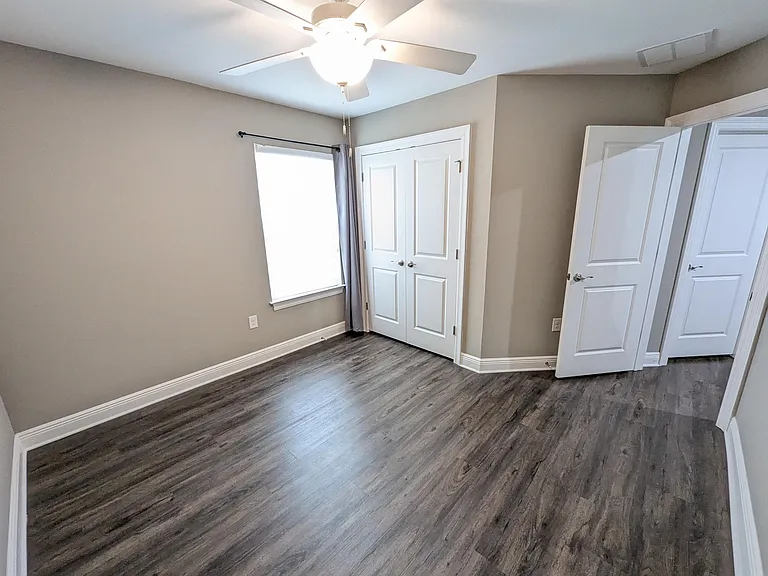 2335 Hadleigh Hills Ct — Photo 18