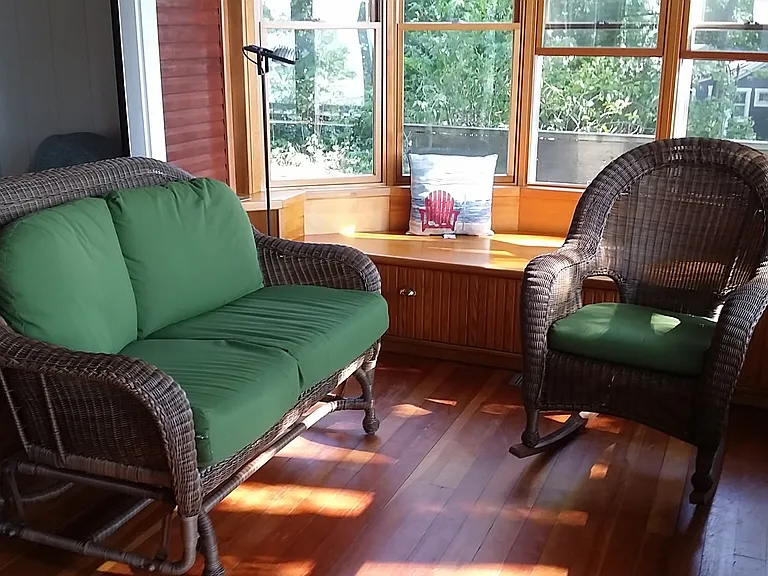 411 Crest Dr — Photo 10