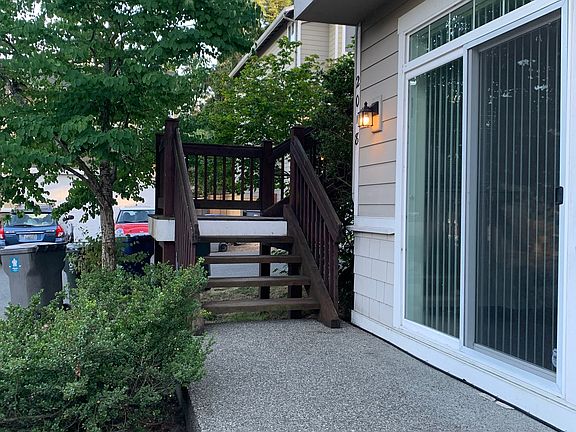 2nd image of 2018 NE 25th Pl