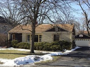 1024 Hillside Ave, Deerfield, IL 60015