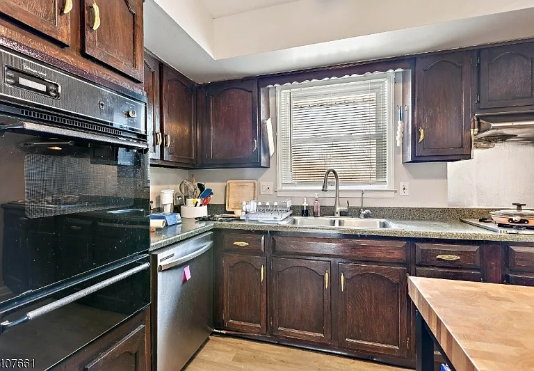 3 Stafford Dr — Photo 12