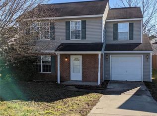 2004 Sunset Village Dr, Charlotte, NC 28216