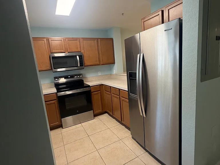 9076 Gervais Cir #403 — Photo 5