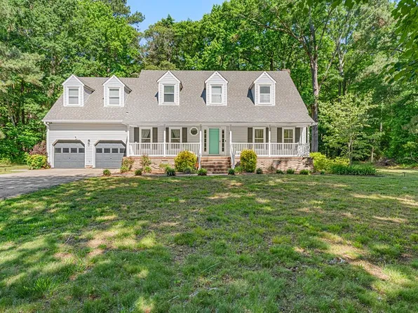 40 Stilwater Dr, Heathsville, VA 22473