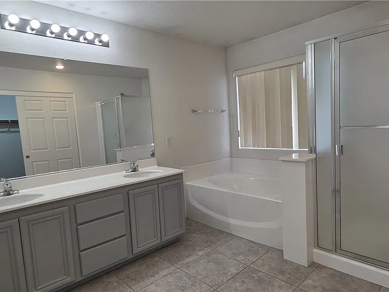 3358 Hillside Garden Dr — Photo 30