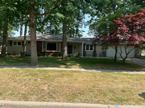 285 Leroy St, Montrose, MI 48457