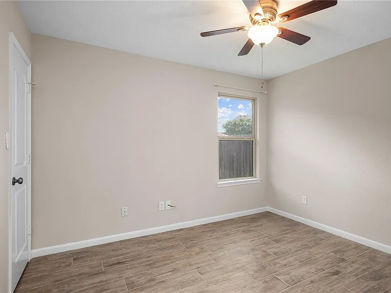 3075 Positano Loop — Photo 17