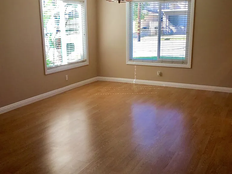 272 S Poplar Ave — Photo 9