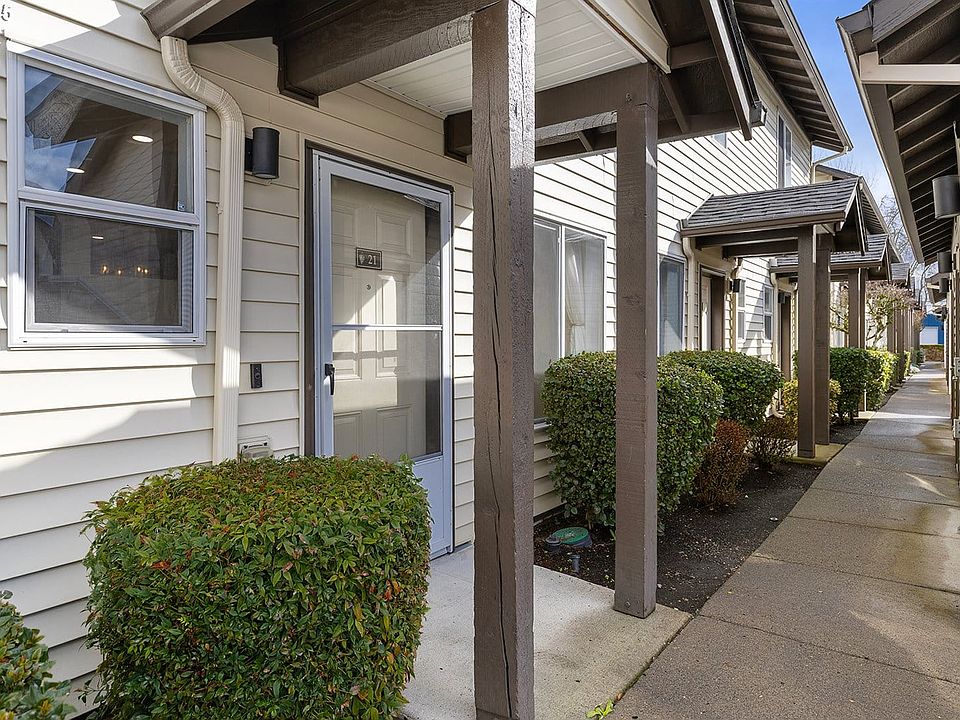 1st image of 5264 NE 121st Ave