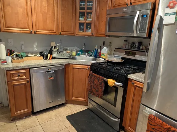 15 Medford St, Medford, MA