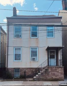 222 Walnut St, Newark, NJ, 07105