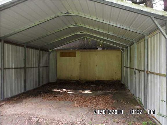 2nd image of 3131 Cedar Wood Dr N