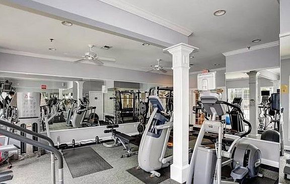 5th image of 4551 Strutfield Ln APT 4221