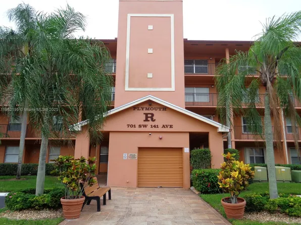 701 SW 141st Ave APT 412R, Pembroke Pines, FL 33027