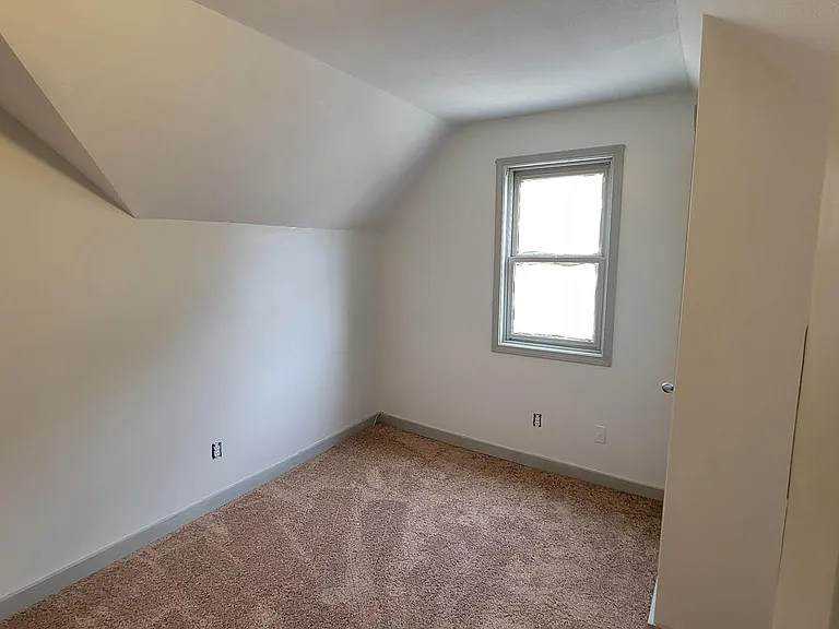 717 Huffman St — Photo 19