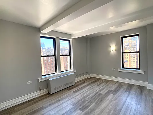 Rented by Tourma Realty LLC | media 10