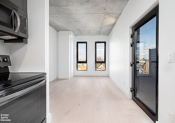 3rd image of 458 E 25th St #2
