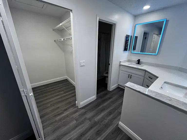 424 Newton Pl — Photo 8