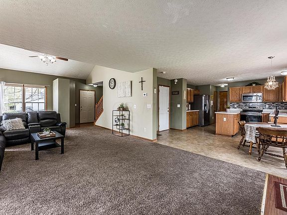 5th image of 8621 Olenbrook Dr