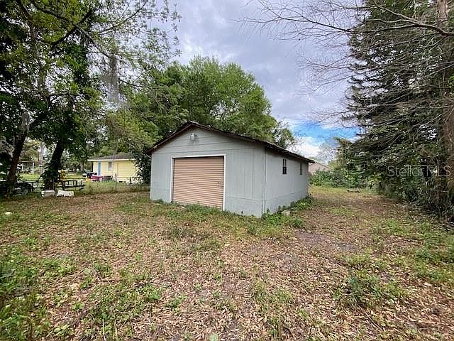 1st image of 1564 Pandora Ave