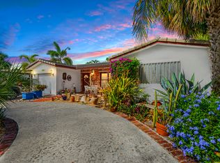 1199 NE 3rd Ave, Boca Raton, FL 33432